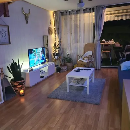 Perle Rare T3 Avec 2 Et Parking Gratuit Apartman