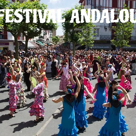 Perle Rare T3 Avec 2 Et Parking Gratuit Apartamento San Juan de Luz